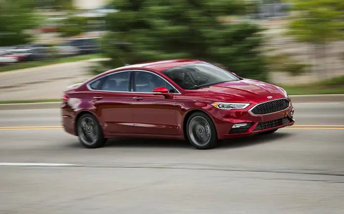 Ford Fusion 2016–2019 – комфортный офисный автомобиль Daxi Taxi