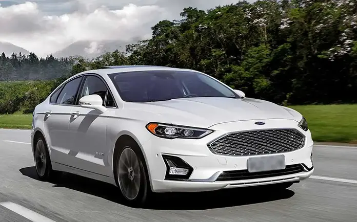 Ford Fusion 2019 – automobil de birou fiabil Daxi Taxi